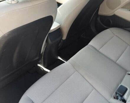 Красный Хендай Элантра, объемом двигателя 2 л и пробегом 60 тыс. км за 13600 $, фото 18 на Automoto.ua