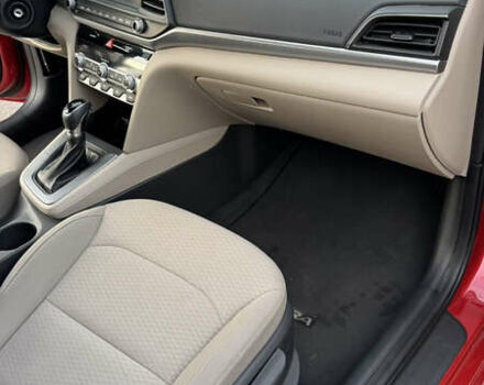 Красный Хендай Элантра, объемом двигателя 2 л и пробегом 40 тыс. км за 13200 $, фото 19 на Automoto.ua