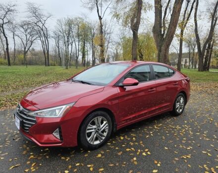 Красный Хендай Элантра, объемом двигателя 2 л и пробегом 71 тыс. км за 14600 $, фото 1 на Automoto.ua