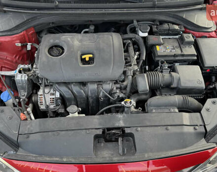 Красный Хендай Элантра, объемом двигателя 2 л и пробегом 40 тыс. км за 13200 $, фото 18 на Automoto.ua