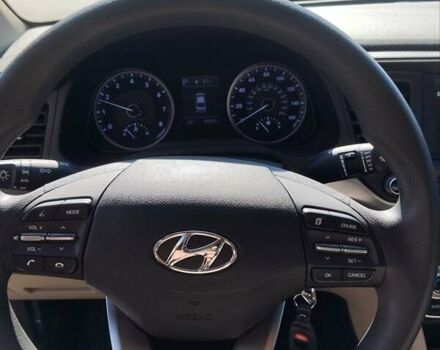 Красный Хендай Элантра, объемом двигателя 2 л и пробегом 60 тыс. км за 13600 $, фото 17 на Automoto.ua