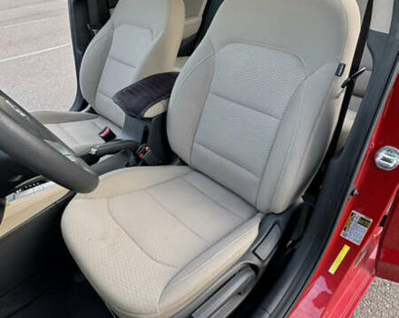 Красный Хендай Элантра, объемом двигателя 2 л и пробегом 40 тыс. км за 13200 $, фото 21 на Automoto.ua