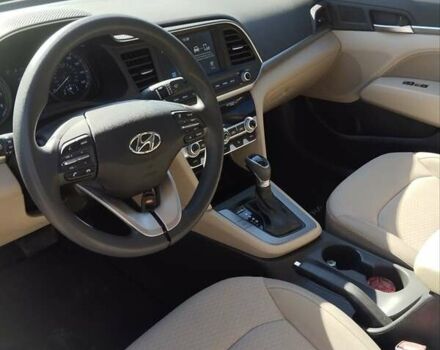 Красный Хендай Элантра, объемом двигателя 2 л и пробегом 60 тыс. км за 13600 $, фото 25 на Automoto.ua