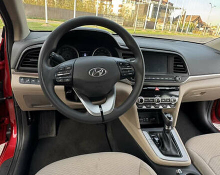 Красный Хендай Элантра, объемом двигателя 2 л и пробегом 40 тыс. км за 13200 $, фото 22 на Automoto.ua