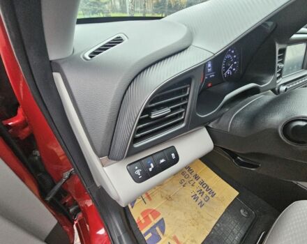 Красный Хендай Элантра, объемом двигателя 2 л и пробегом 71 тыс. км за 14600 $, фото 17 на Automoto.ua