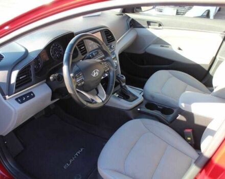 Красный Хендай Элантра, объемом двигателя 2 л и пробегом 50 тыс. км за 9400 $, фото 8 на Automoto.ua