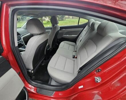 Красный Хендай Элантра, объемом двигателя 2 л и пробегом 71 тыс. км за 14600 $, фото 18 на Automoto.ua