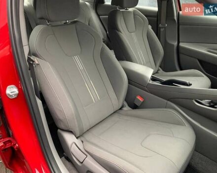 Красный Хендай Элантра, объемом двигателя 2 л и пробегом 89 тыс. км за 17900 $, фото 16 на Automoto.ua