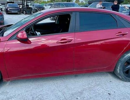 Красный Хендай Элантра, объемом двигателя 2 л и пробегом 77 тыс. км за 8500 $, фото 8 на Automoto.ua