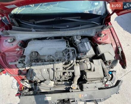 Красный Хендай Элантра, объемом двигателя 2 л и пробегом 77 тыс. км за 9200 $, фото 20 на Automoto.ua
