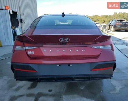 Хендай Элантра 2023 в Львове на Automoto.ua Красный Хендай Элантра, объемом двигателя 2 л и пробегом 53 тыс. км за 6100 $, фото 5 на Automoto.ua