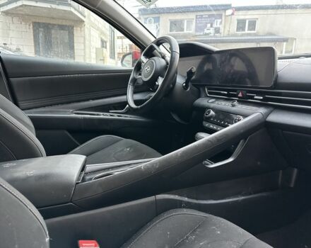 Красный Хендай Элантра, объемом двигателя 2 л и пробегом 81 тыс. км за 11500 $, фото 8 на Automoto.ua