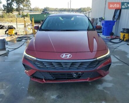 Хендай Элантра 2023 в Львове на Automoto.ua Красный Хендай Элантра, объемом двигателя 2 л и пробегом 53 тыс. км за 6100 $, фото 4 на Automoto.ua