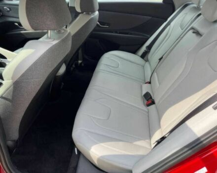 Хендай Элантра 2024 в Житомире на Automoto.ua Красный Хендай Элантра, объемом двигателя 2 л и пробегом 14 тыс. км за 9600 $, фото 11 на Automoto.ua