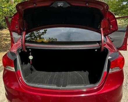 Красный Хендай Элантра, объемом двигателя 1.8 л и пробегом 190 тыс. км за 7300 $, фото 2 на Automoto.ua