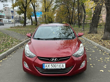 Красный Хендай Элантра, объемом двигателя 1.8 л и пробегом 290 тыс. км за 7900 $, фото 1 на Automoto.ua