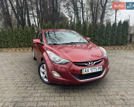 Червоний Хендай Елантра, об'ємом двигуна 1.6 л та пробігом 170 тис. км за 8900 $, фото 1 на Automoto.ua