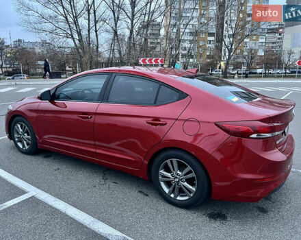 Красный Хендай Элантра, объемом двигателя 2 л и пробегом 182 тыс. км за 11500 $, фото 1 на Automoto.ua