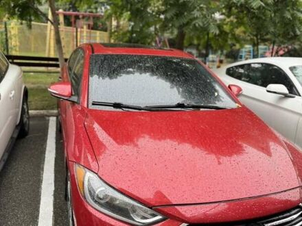 Красный Хендай Элантра, объемом двигателя 2 л и пробегом 65 тыс. км за 12500 $, фото 1 на Automoto.ua