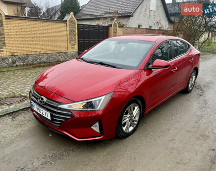 Красный Хендай Элантра, объемом двигателя 2 л и пробегом 131 тыс. км за 13400 $, фото 1 на Automoto.ua