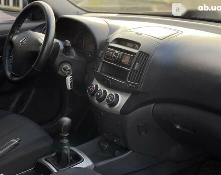 Хендай Элантра 2008 в Днепре (Днепропетровске) на Automoto.ua Хендай Элантра, объемом двигателя 1.6 л и пробегом 194 тыс. км за 6499 $, фото 9 на Automoto.ua