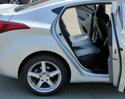 Хендай Елантра 2015 у Києві на Automoto.ua Хендай Елантра, об'ємом двигуна 0 л та пробігом 225 тис. км за 9400 $, фото 10 на Automoto.ua