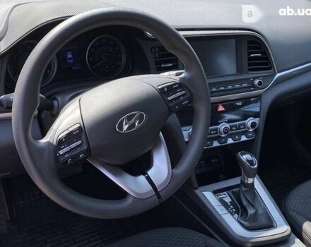 Хендай Елантра 2019 у Києві на Automoto.ua Хендай Елантра, об'ємом двигуна 0 л та пробігом 80 тис. км за 15700 $, фото 26 на Automoto.ua