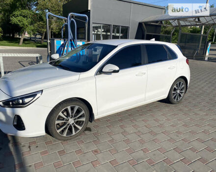 Хендай Елантра, об'ємом двигуна 2 л та пробігом 120 тис. км за 14000 $, фото 2 на Automoto.ua