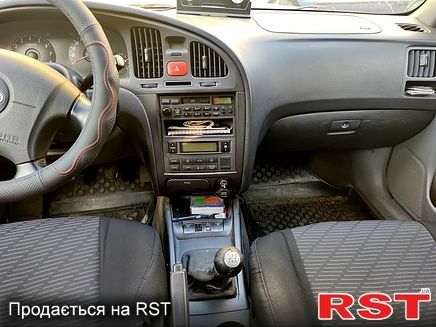Хендай Элантра, объемом двигателя 1.6 л и пробегом 220 тыс. км за 1500 $, фото 3 на Automoto.ua