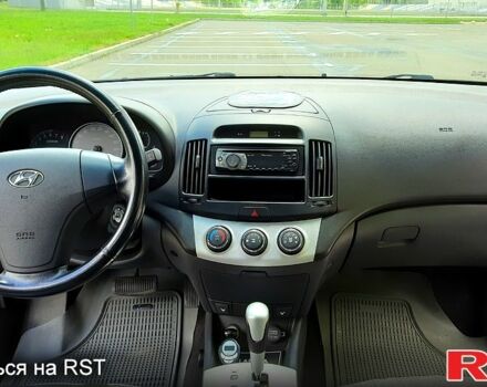 Хендай Элантра, объемом двигателя 1.6 л и пробегом 229 тыс. км за 6750 $, фото 7 на Automoto.ua