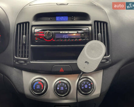 Хендай Элантра 2010 в Харькове на Automoto.ua Хендай Элантра, объемом двигателя 1.59 л и пробегом 166 тыс. км за 7000 $, фото 17 на Automoto.ua