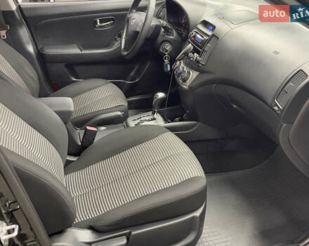 Хендай Элантра 2010 в Харькове на Automoto.ua Хендай Элантра, объемом двигателя 1.59 л и пробегом 166 тыс. км за 7000 $, фото 13 на Automoto.ua