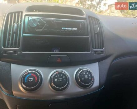 Хендай Элантра 2010 в Киеве на Automoto.ua Хендай Элантра, объемом двигателя 1.6 л и пробегом 112 тыс. км за 8700 $, фото 11 на Automoto.ua