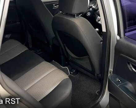 Хендай Элантра, объемом двигателя 1.6 л и пробегом 162 тыс. км за 6700 $, фото 11 на Automoto.ua