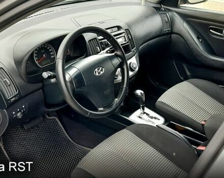 Хендай Элантра, объемом двигателя 1.6 л и пробегом 162 тыс. км за 6700 $, фото 9 на Automoto.ua