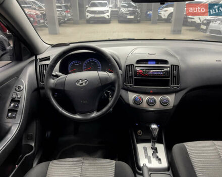 Хендай Элантра 2010 в Харькове на Automoto.ua Хендай Элантра, объемом двигателя 1.59 л и пробегом 166 тыс. км за 7000 $, фото 23 на Automoto.ua