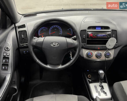 Хендай Элантра 2010 в Харькове на Automoto.ua Хендай Элантра, объемом двигателя 1.59 л и пробегом 166 тыс. км за 7000 $, фото 16 на Automoto.ua