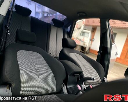 Хендай Элантра 2011 в Павлограде на Automoto.ua Хендай Элантра, объемом двигателя 1.6 л и пробегом 187 тыс. км за 5999 $, фото 10 на Automoto.ua