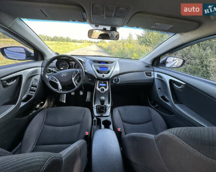 Хендай Элантра, объемом двигателя 1.8 л и пробегом 175 тыс. км за 7500 $, фото 7 на Automoto.ua