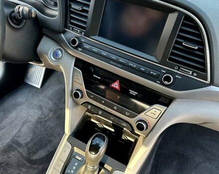 Хендай Элантра, объемом двигателя 2 л и пробегом 109 тыс. км за 11000 $, фото 15 на Automoto.ua