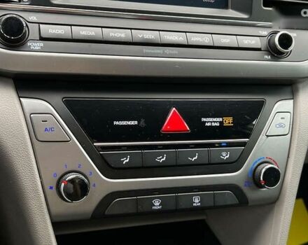 Хендай Элантра, объемом двигателя 2 л и пробегом 119 тыс. км за 10600 $, фото 16 на Automoto.ua