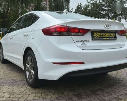 Хендай Элантра, объемом двигателя 2 л и пробегом 119 тыс. км за 10600 $, фото 4 на Automoto.ua