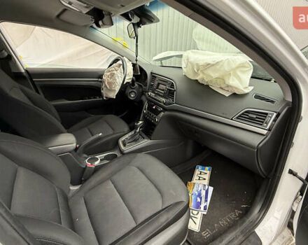 Хендай Элантра, объемом двигателя 1.6 л и пробегом 170 тыс. км за 7000 $, фото 7 на Automoto.ua