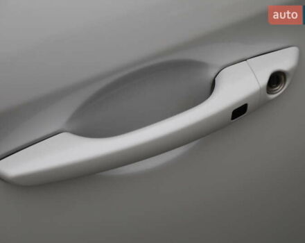 Хендай Элантра, объемом двигателя 2 л и пробегом 87 тыс. км за 11500 $, фото 4 на Automoto.ua