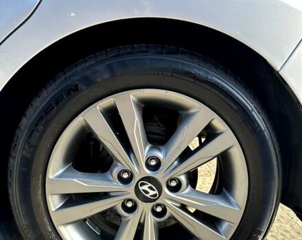 Хендай Элантра, объемом двигателя 2 л и пробегом 109 тыс. км за 11000 $, фото 6 на Automoto.ua