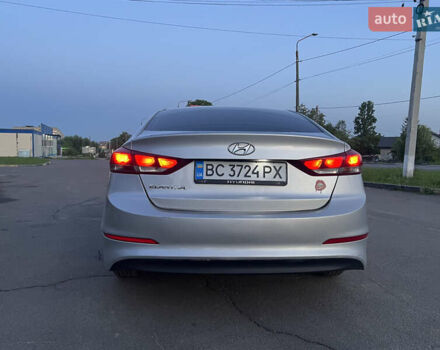 Хендай Элантра, объемом двигателя 2 л и пробегом 187 тыс. км за 9600 $, фото 5 на Automoto.ua