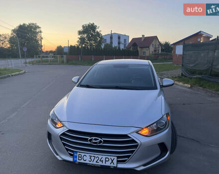 Хендай Элантра, объемом двигателя 2 л и пробегом 187 тыс. км за 9600 $, фото 4 на Automoto.ua