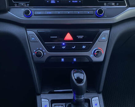 Хендай Элантра, объемом двигателя 2 л и пробегом 187 тыс. км за 9600 $, фото 9 на Automoto.ua