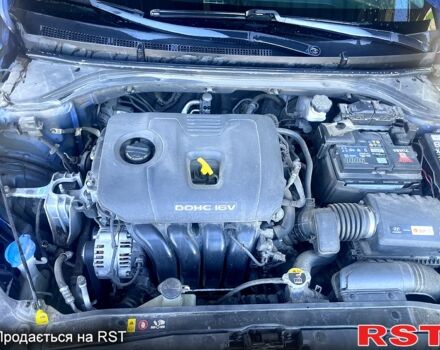 Хендай Элантра, объемом двигателя 2 л и пробегом 110 тыс. км за 12000 $, фото 2 на Automoto.ua