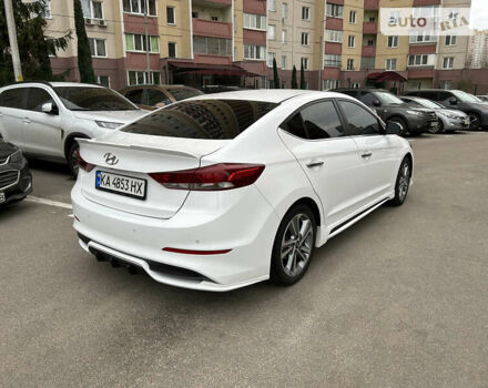 Хендай Елантра, об'ємом двигуна 2 л та пробігом 130 тис. км за 13300 $, фото 4 на Automoto.ua